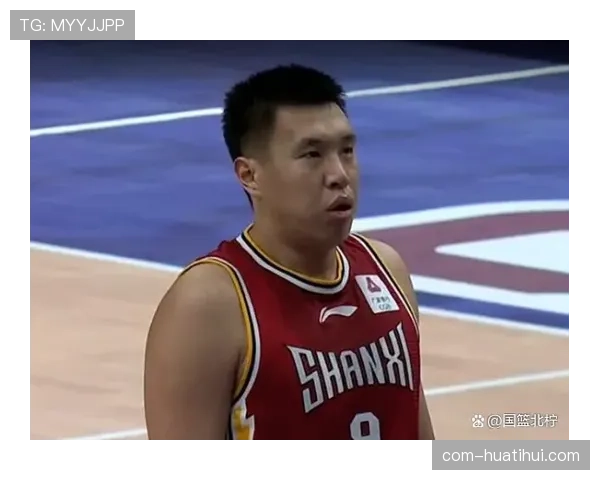 闫鹏飞生涯盖帽433次 距离巴特尔纪录仅差1次